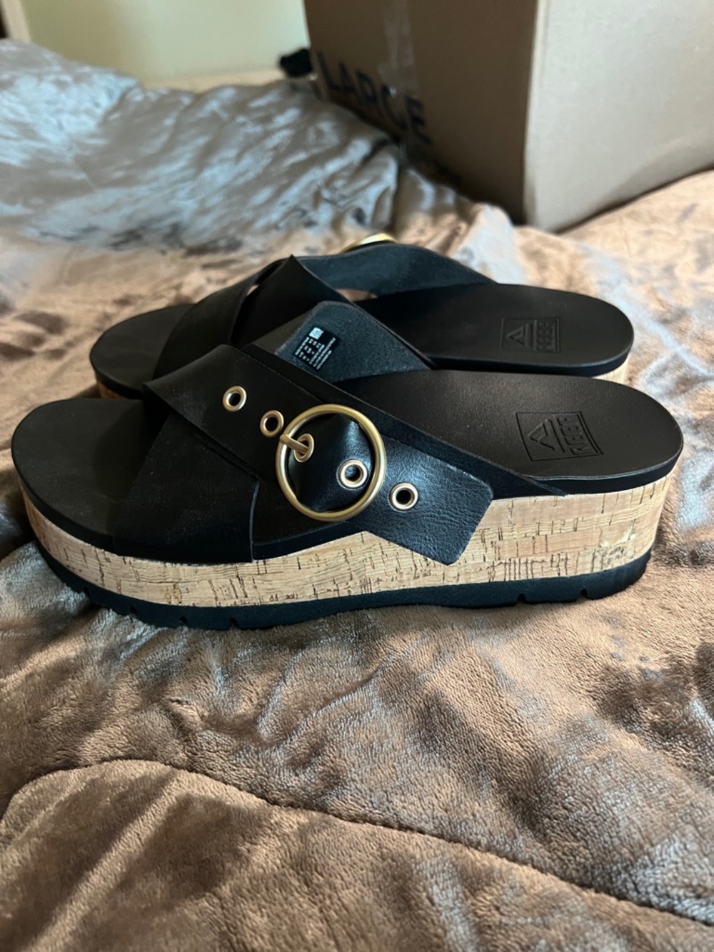 Reef Black Cork-Platform Slide with Gold Ring Accent